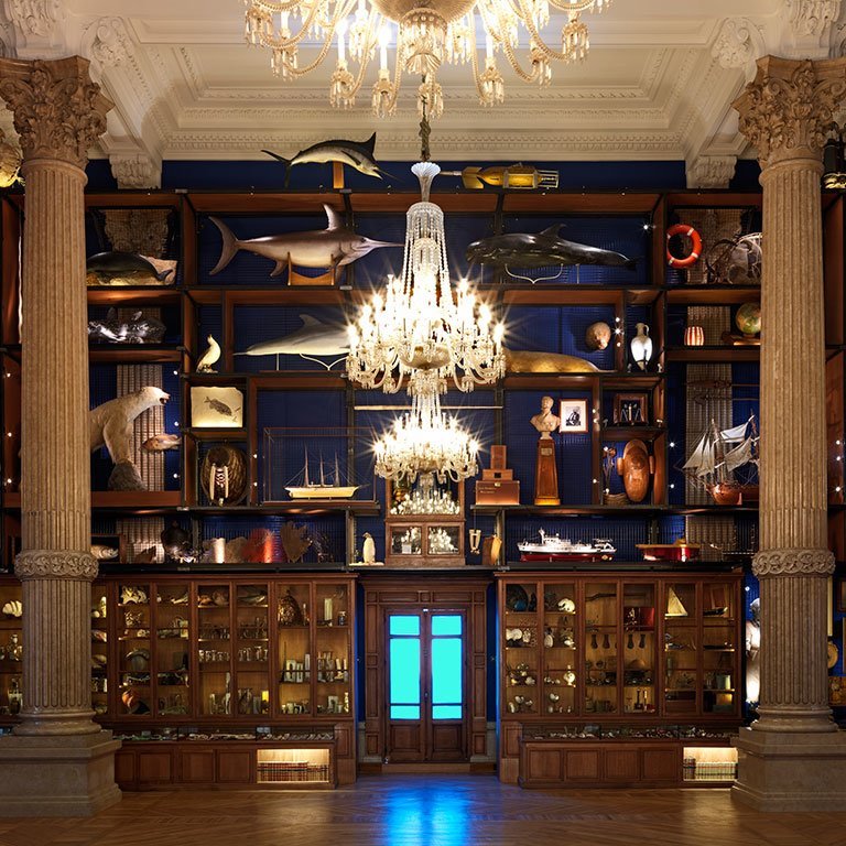 A room with a large chandelier.